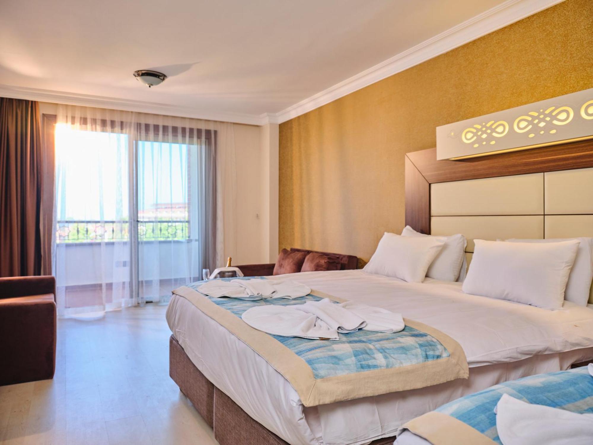 Noxinn Hotels Club Ultra All Inclusive Konaklı Εξωτερικό φωτογραφία